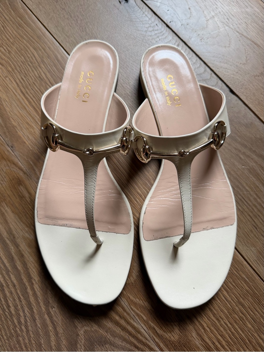 Gucci ivory thong Horsebit Sandals
